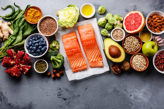 healthy foods, salmon, berries, foods good for brain health