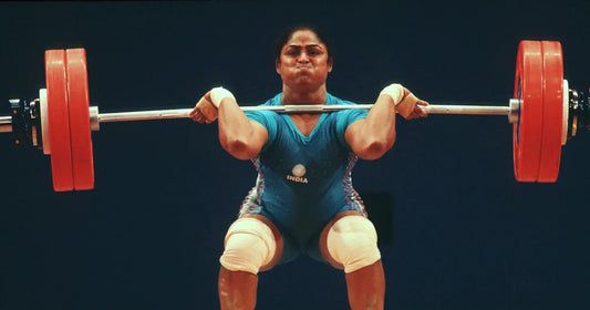 woman power lifter